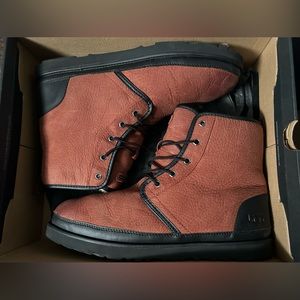 UGG Harkley waterproof lace up boots
Men’s size 13